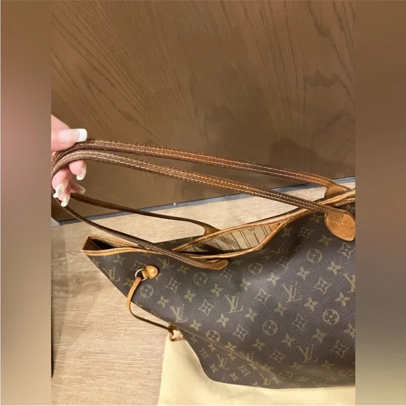 Louis Vuitton monogrammed neverfull GM tote bag - Picture 2 of 11
